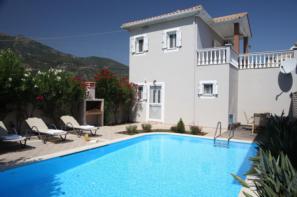 Le Torri Villas By Nidri Holiday Villas Exterior foto